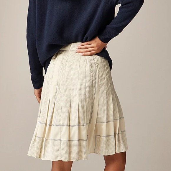NWT J. Crew Pleated Scarf Print Skirt Drapey Viscose Twill Sz 00 zipper broken - Picture 3 of 10